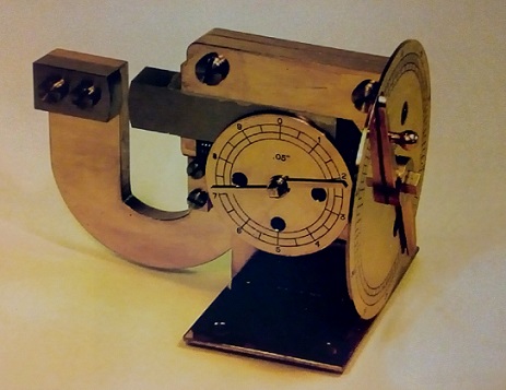 instrumento de medición antiguo